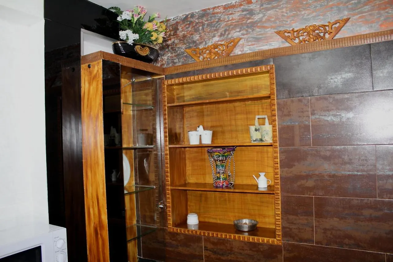 Wish Suite San Benito De Sevilla 0*,