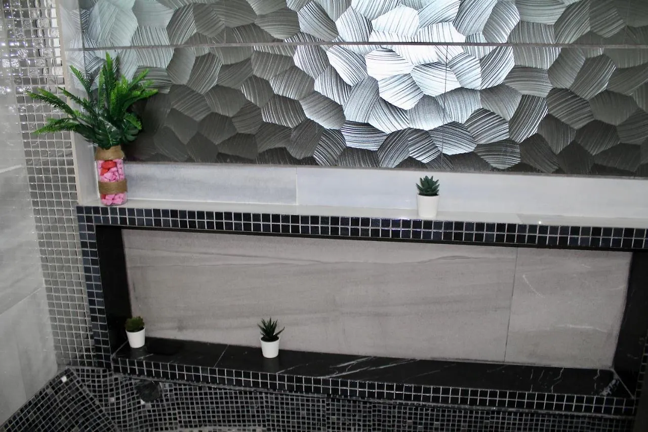 Wish Suite San Benito De Sevilla 0*, Seville